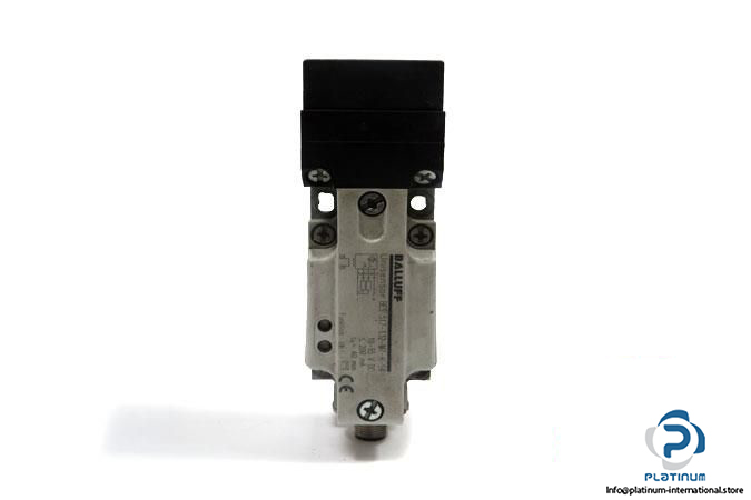 balluff-bes-517-132-m7-h-s4-inductive-sensor3_675x450