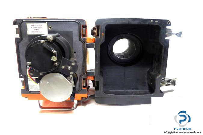 sick-rm41-0329-dust-measuring-device-4_675x450