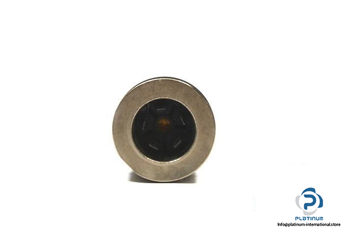pepperlfuchs-nj5-18gm-ws-v-inductive-sensor4_675x450