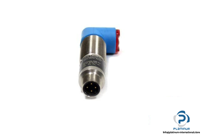 wenglor-lw86pc3-photoelectric-retro-reflex-sensor5_675x450