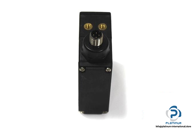 datasensor-s30-5-m110-2p-multi-function-sensor5_675x450