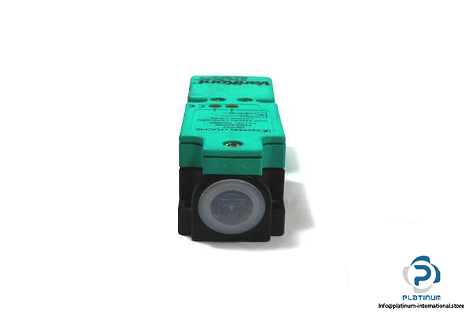pepperlfuchs-nj15u1w-inductive-sensor4_675x450