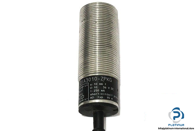 ifm-di5001-compact-evaluation-unit-for-speed-monitoring-2