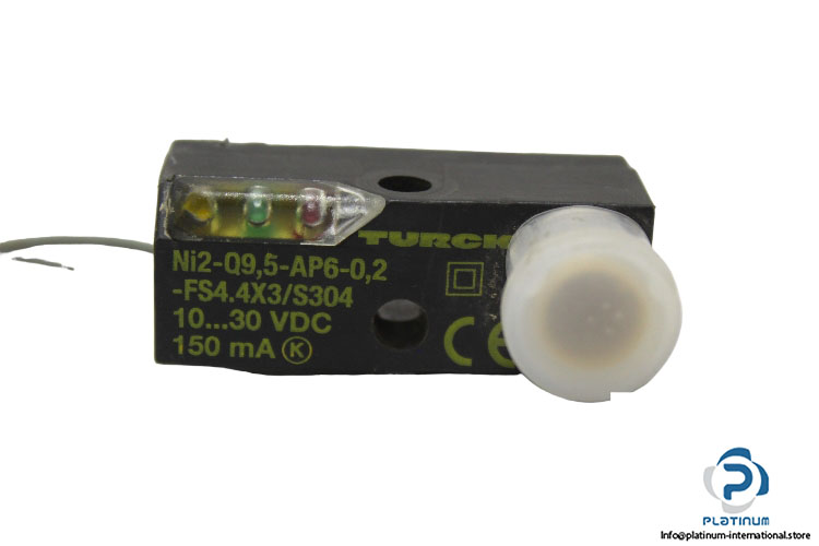 turck-ni2-q95-ap6-02-fs4-4x3_s304-inductive-proximity-sensor-3