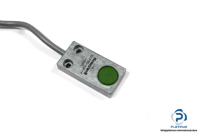 honeywell-922fs5-a1p-f-z821-inductive-proximity-sensor-2