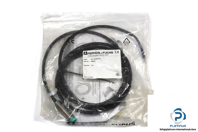 pepperlfuchs-nj4-12gm40-e2-inductive-sensor3_675x450