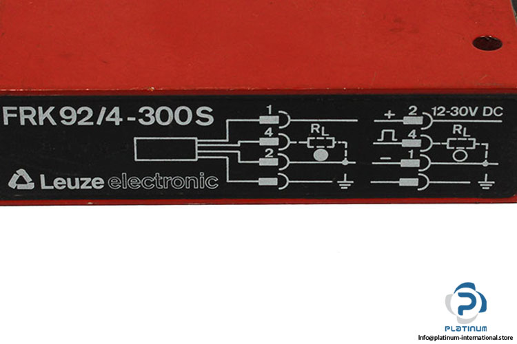 leuze-frk92_4-300s-diffuse-sensor-with-background-suppression-3