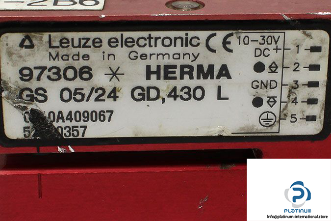 leuze-gs-05_24-gd-430-l-forked-photoelectric-sensor-3