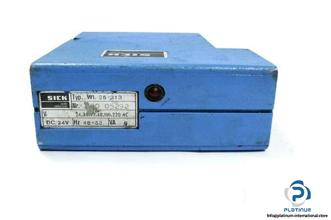 sick-wl25-313-photoelectric-retro-reflective-sensor5_675x450