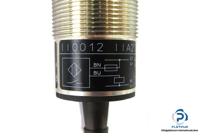 ifm-ii0012-inductive-sensor6_675x450
