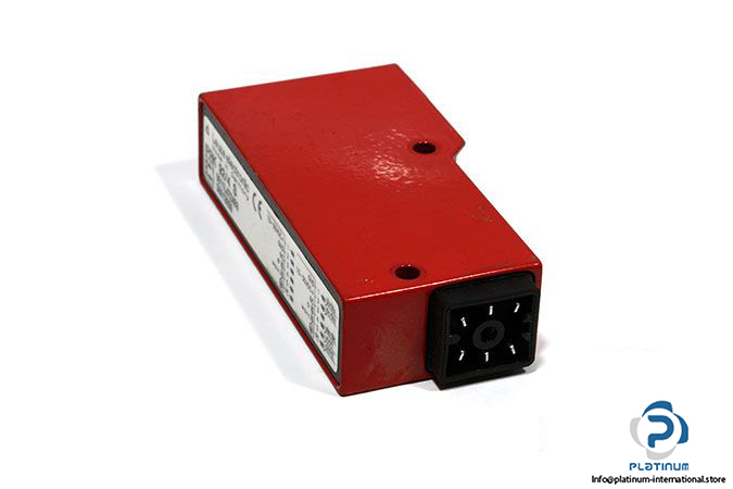 leuze-iprk-92_4-s-polarized-retro-reflective-photoelectric-sensor-2