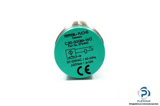 pepperlfuchs-cj10-30gm-wo-capacitive-sensor4_675x450
