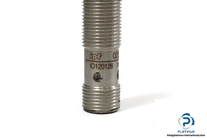 ipf-io120126-inductive-sensor-4