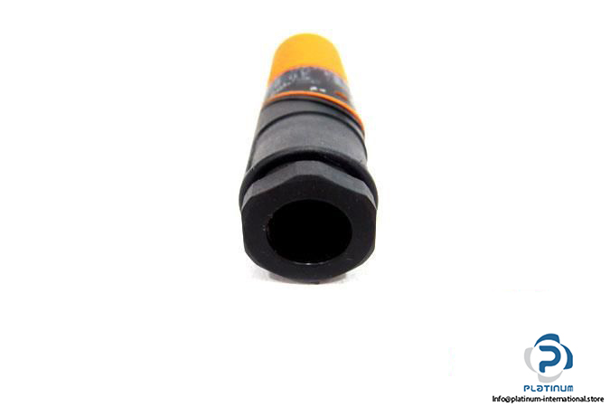 ifm-ia0032-inductive-sensor5_675x450