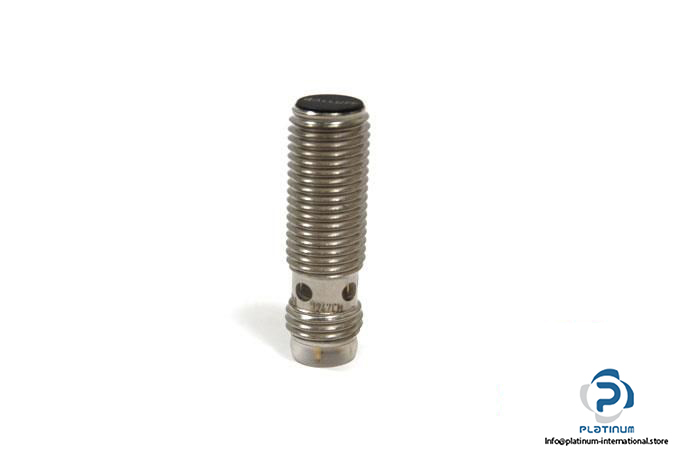 balluff-bes-m08ec-psc15b-s49g-inductive-sensor3_675x450