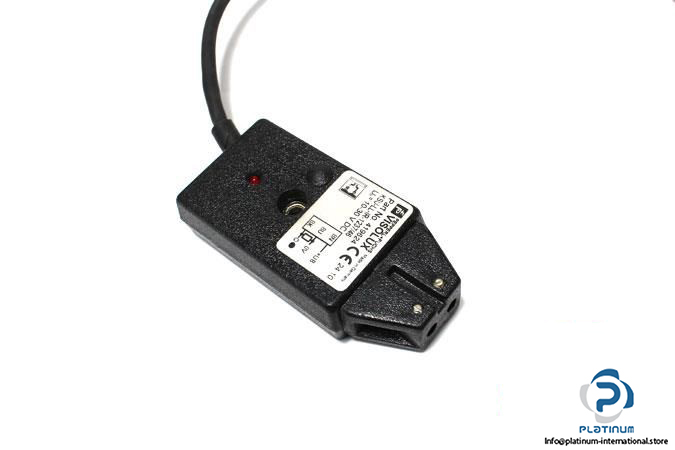 pepperlfuchs-ksu-ll-ir-123746-fiber-optic-through-beam-sensor4_675x450