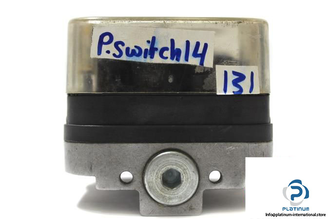 krom-schroder-dg50u-pressure-switch3_675x450