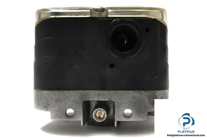 krom-schroder-dg50u-pressure-switch5_675x450