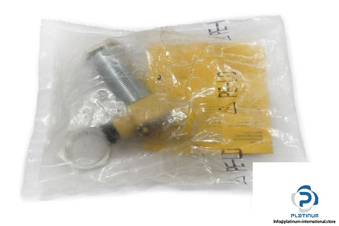 turck-bi10-g30sk-az3x-inductive-sensor3_675x450