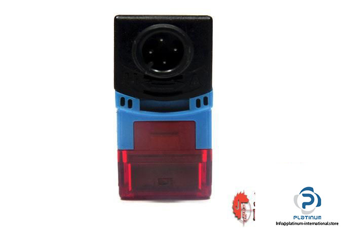 sick-wl250-p430-photoelectric-retro-reflective-sensor4_675x450