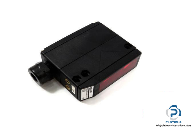 balluff-bos-65k-5-m110t-1-photoelectric-diffuse-sensor4_675x450