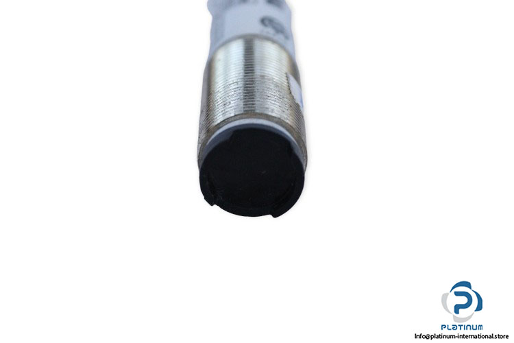 sick-VT180-P410-photoelectric-proximity-sensor-(new)-6