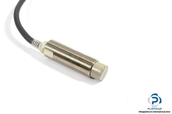 omron-e2e2-x10mb1-inductive-proximity-switch-2-2