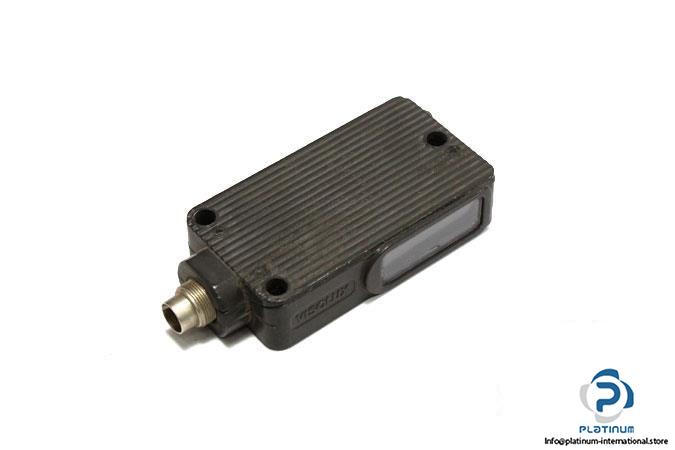 visolux-mlv40-54-190333-photoelectric-sensor3_675x450