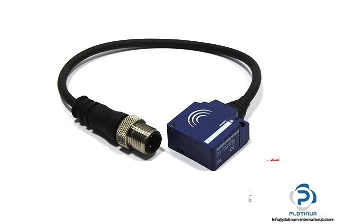 telemecanique-xs7e1a1pap01m12-inductive-sensor-2