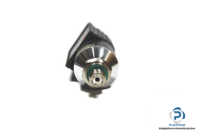 ipf-electronic-dw35310d-pressure-switch4_675x450