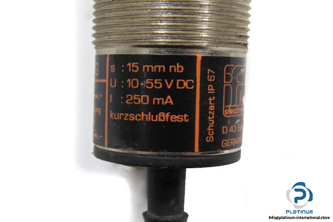 ifm-iia-3015-bpkg-inductive-sensor4_675x450