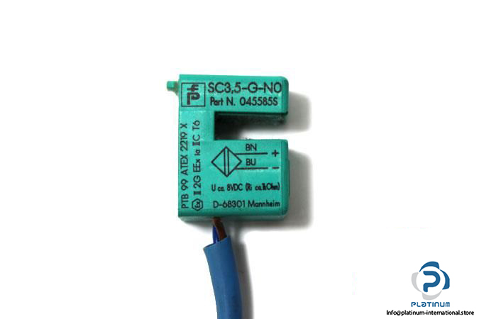 pepperlfuchs-sc35-g-n0-inductive-slot-sensor3_675x450