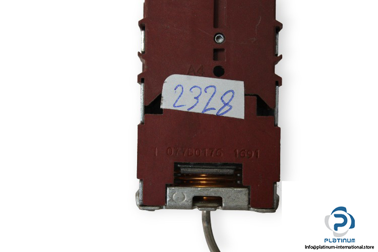 danfoss-077b0176-thermostat-new-1