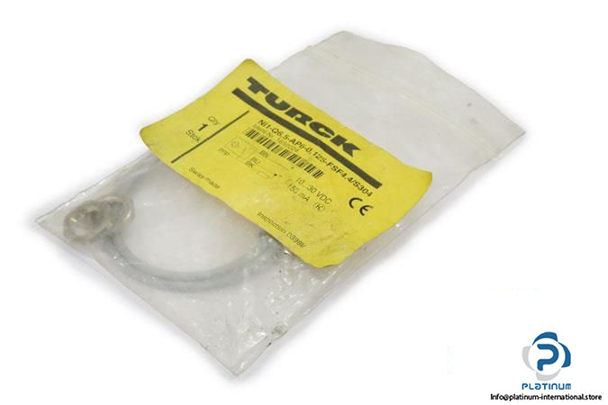 turck-ni1-q65-ap6-0125-fsf44s304-inductive-sensor3_675x450
