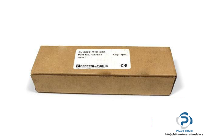 pepperlfuchs-oj3000-m1k-e25-photoelectric-retro-reflective-sensor3_675x450