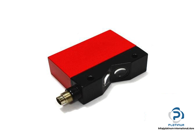 leuze-rk-934-20-s-photoelectric-diffuse-sensor-energetic3_675x450