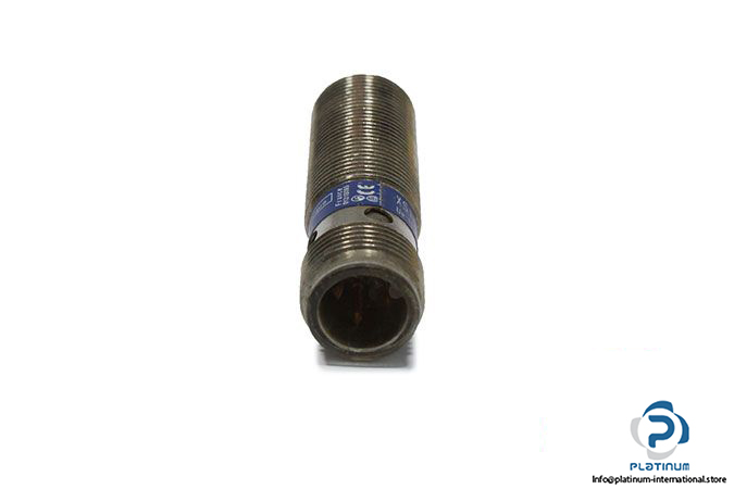 telemecanique-xs1n12pa340d-inductive-sensor-1