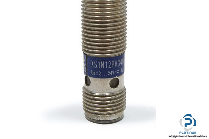 telemecanique-xs1n12pa340d-inductive-sensor-3