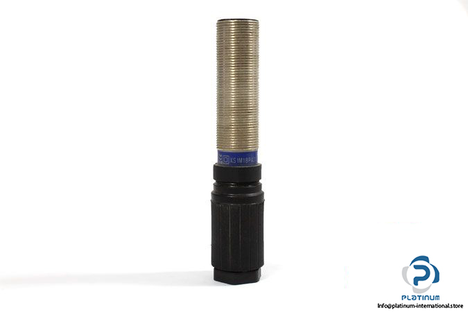 telemecanique-xs1m18pa370b-inductive-proximity-sensor-2