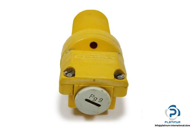 turck-ni15-p30sr-vp4x-inductive-sensor4_675x450