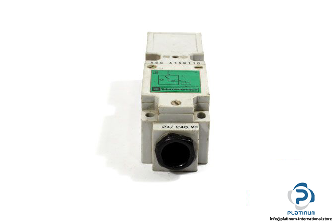 telemecanique-xsca150110-inductive-sensor-3-2