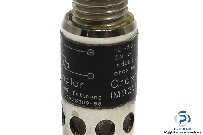wenglor-imo2vb3-proximity-switch-4