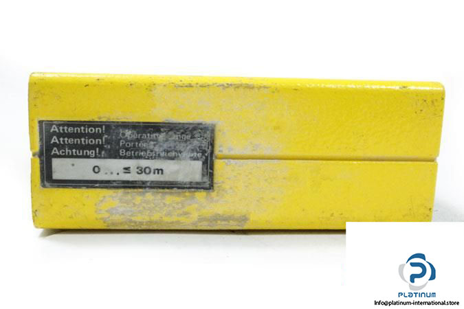 sick-wsu-26-110-photoelectric-sensor6_675x450