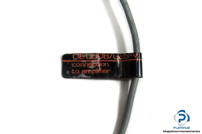 ifm-oe0008-through-beam-photoelectric-sensor4_675x450