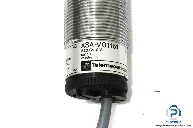 telemecanique-xsa-v01161-inductive-sensor-2