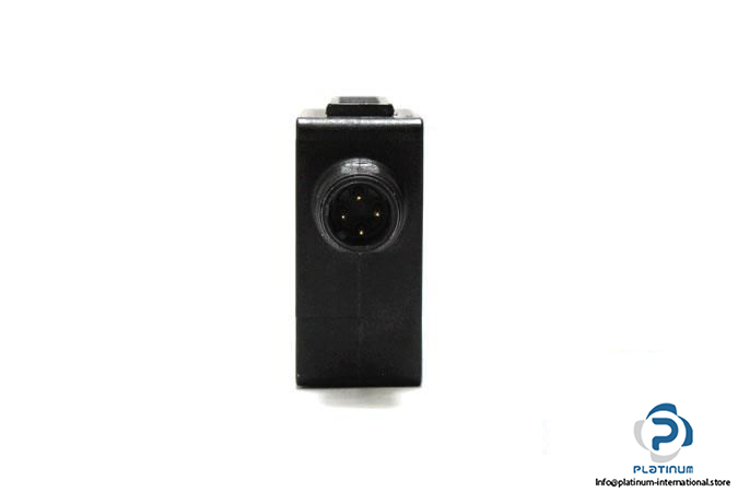 pepperlfuchs-mlv13-8-4003240b73c-photoelectric-diffuse-sensor5_675x450
