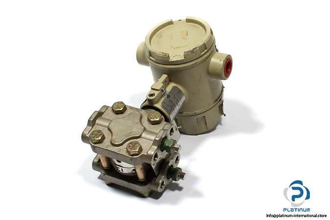 108-honeywell-st3000-s100-r300-std110-e1h-00000-sm-cc-s2-mb-f1-1c-c77p-pressure-transmitter-1