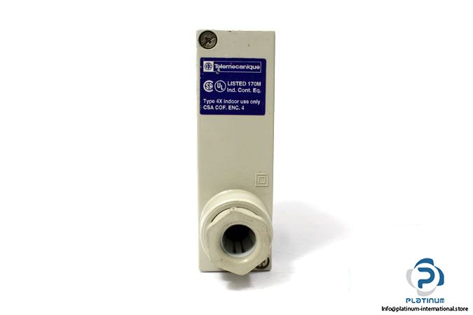 telemecanique-xuj-k123538-photoelectric-diffuse-sensor-2