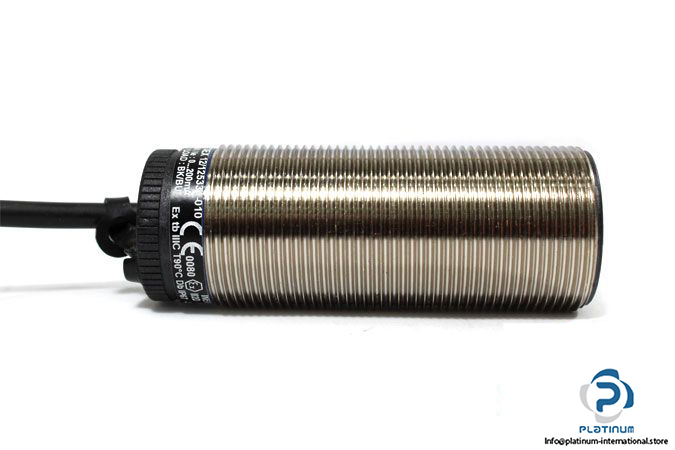telemecanique-xsav11373ex-inductive-proximity-sensor-2