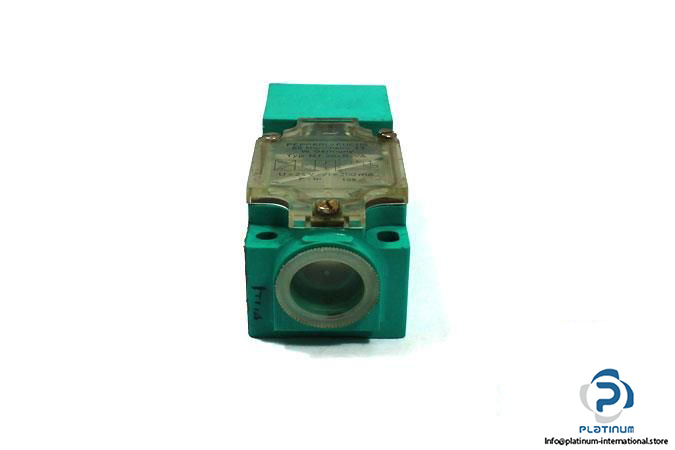 pepperlfuchs-nj20bva-inductive-sensor4_675x450